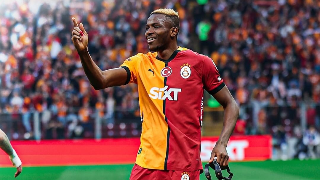 Juve, occhi su Osimhen: prove di mercato per il bomber nigeriano