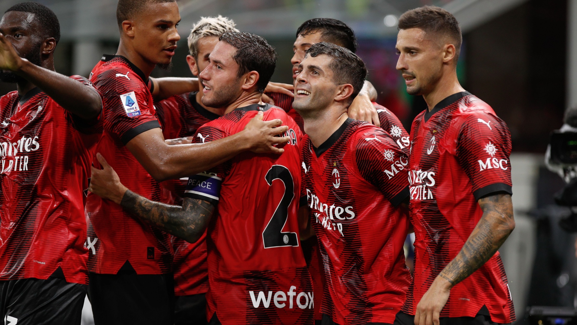 Milan pareggia a San Siro contro il Pisa