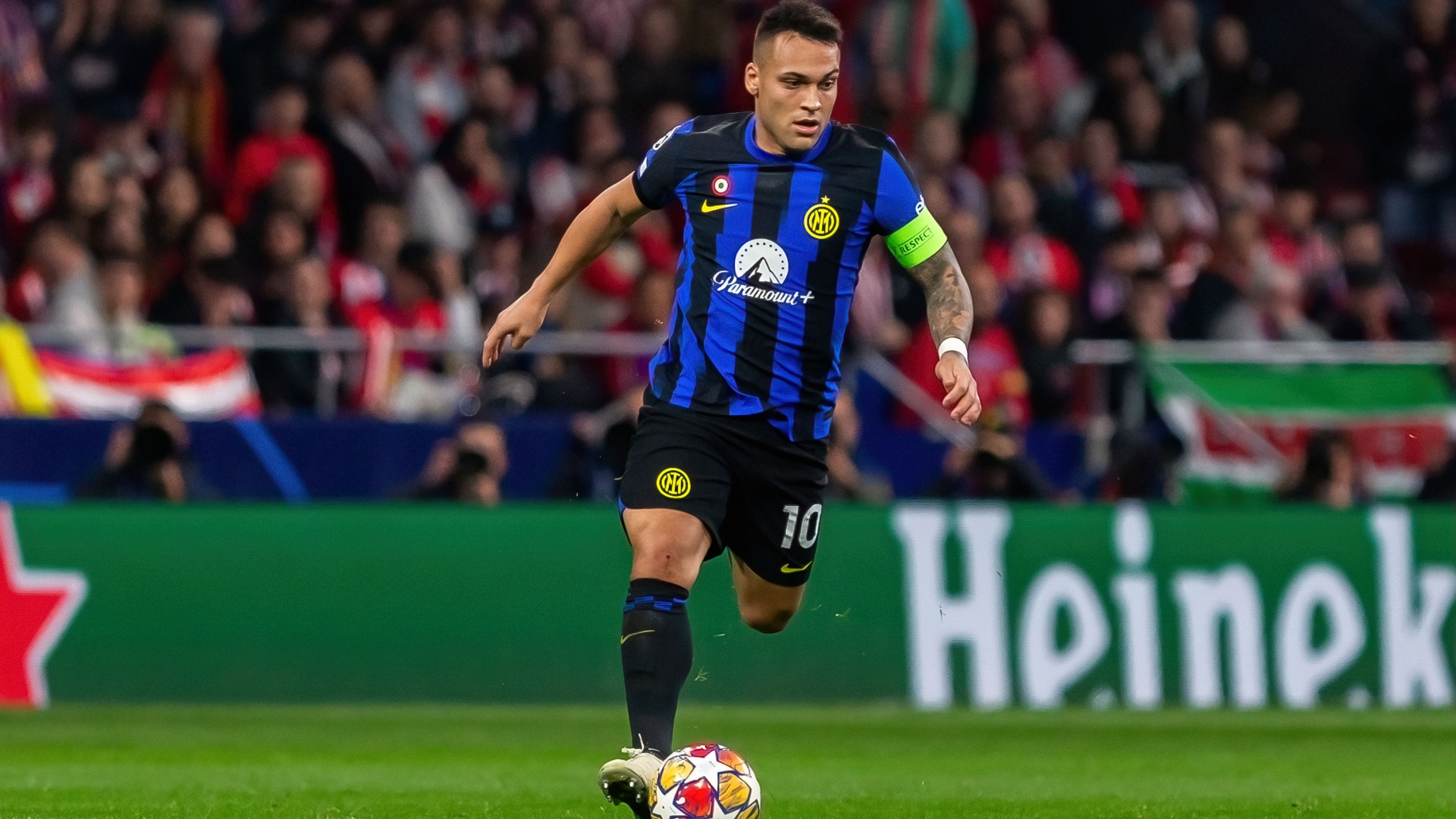 Lite tra Lautaro e Antonio Conte incampo