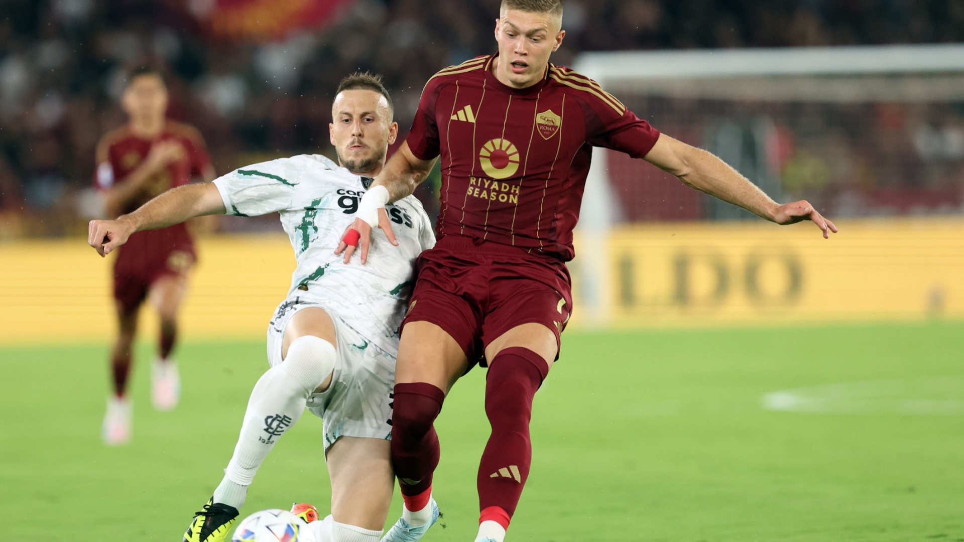 Dovbyk VS Giménez: le due punte a confronto